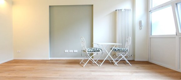 2 Schlafzimmer Wohnung in Milan, Italy, Nr. 357792 8