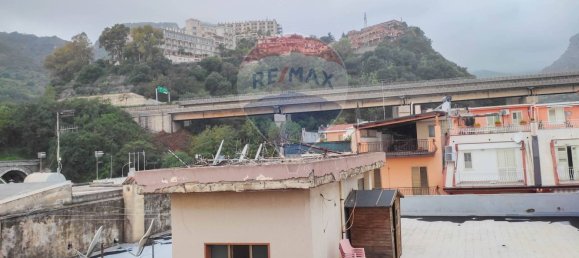 3 Schlafzimmer Wohnung in Letojanni, Italy, Nr. 169973 4