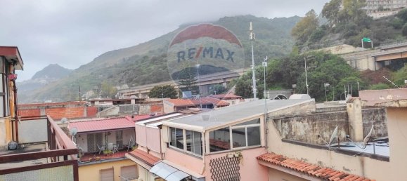 3 Schlafzimmer Wohnung in Letojanni, Italy, Nr. 169973 5