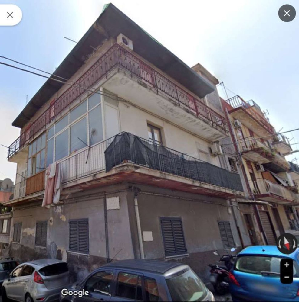 3 rooms Apartment in Catania, Italy No. 48681