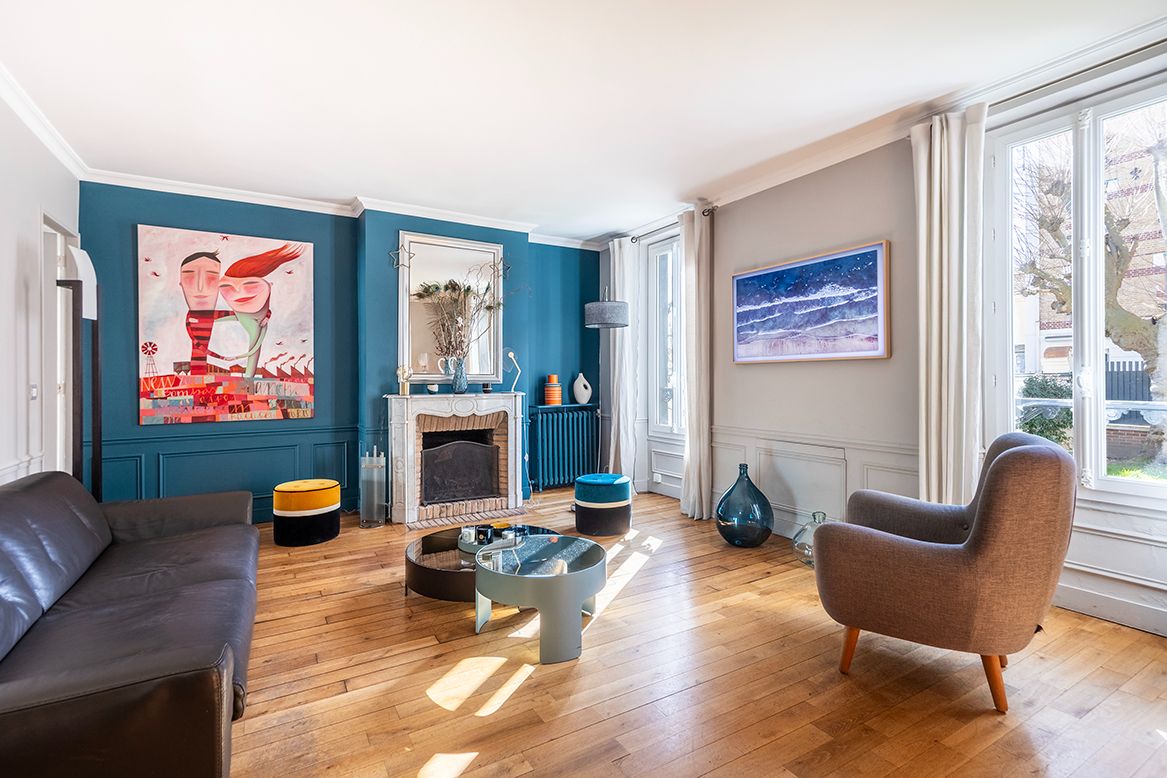 Дом с 5 спальнями в Буа-Коломб, Франция № 115836