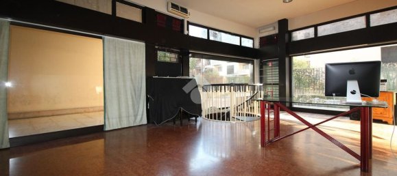 59m² Office in Vicenza, Italy No. 119917 6