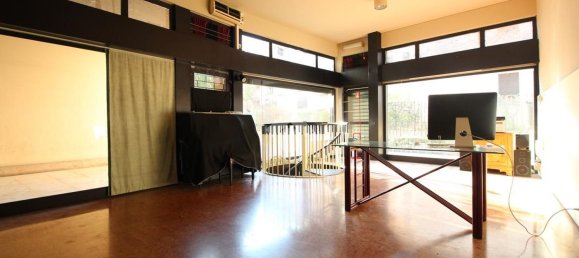 59m² Office in Vicenza, Italy No. 119917 5