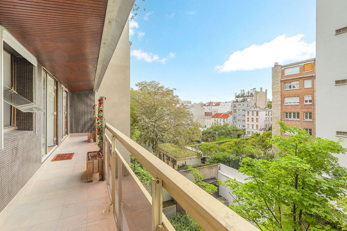 1 bedroom Apartment in Paris, France No. 325269