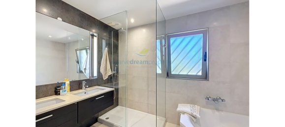 3 Schlafzimmer Villa in Guia, Portugal, Nr. 352662 24