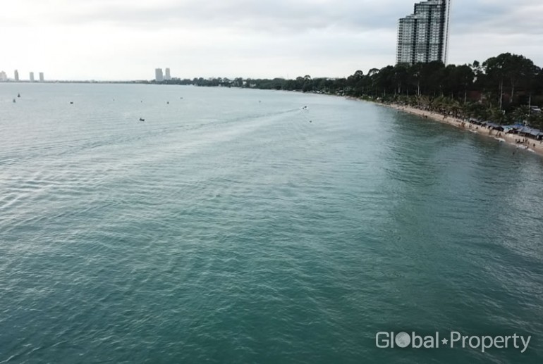 Propriété commerciale à Pattaya, Thailand No. 19788