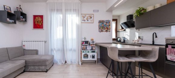 Apartamento de 1 dormitorio en Quarrata, Italy No. 259448 3