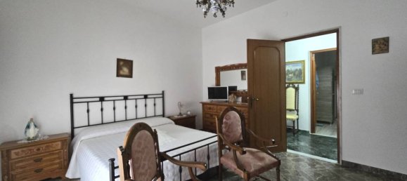 3 Schlafzimmer Wohnung in Adelfia, Italy, Nr. 72090 13