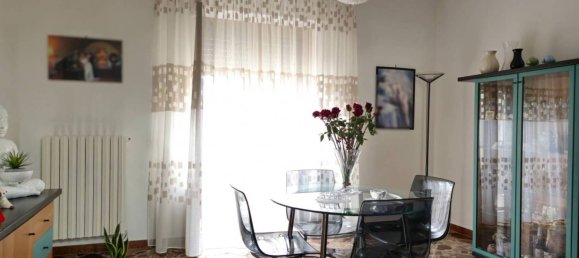 3 Schlafzimmer Wohnung in Adelfia, Italy, Nr. 72090 7