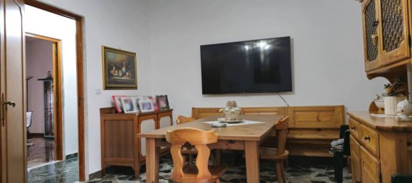 3 Schlafzimmer Wohnung in Adelfia, Italy, Nr. 72090 15