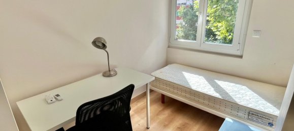 3 bedrooms Apartment in Zaragoza, Spain No. 145787 12