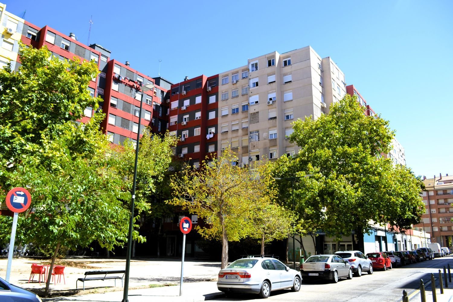 3 bedrooms Apartment in Zaragoza, Spain No. 145787