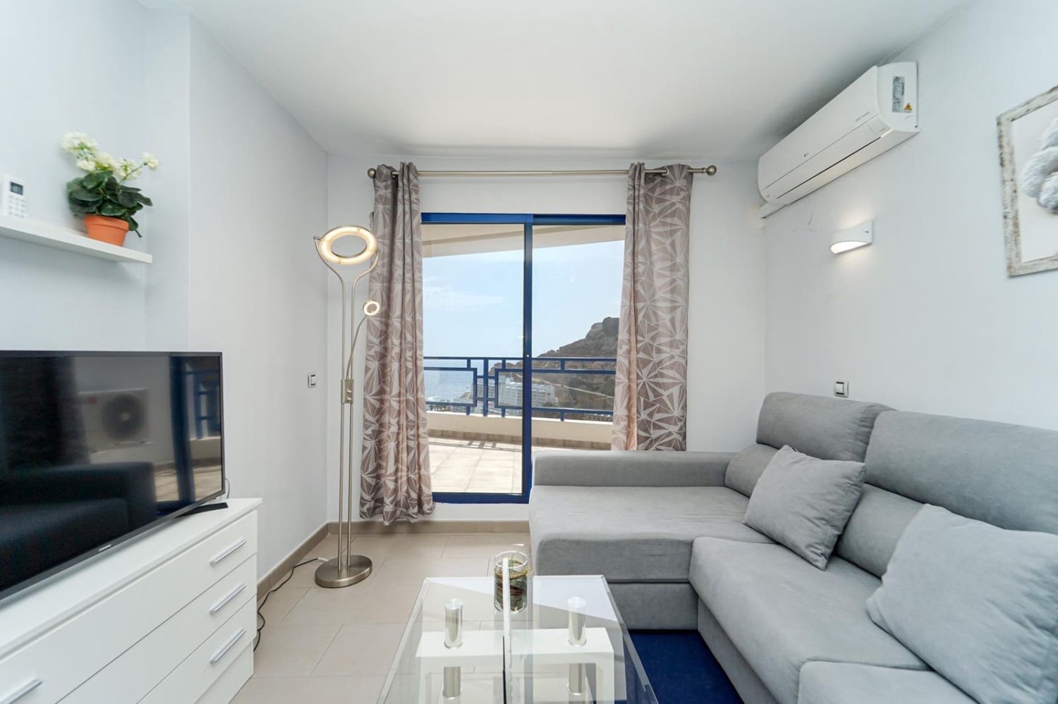 1 bedroom Apartment in Mogan, Spain No. 133559