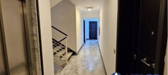 2 rooms Apartment in Rome, Italy No. 30784 8