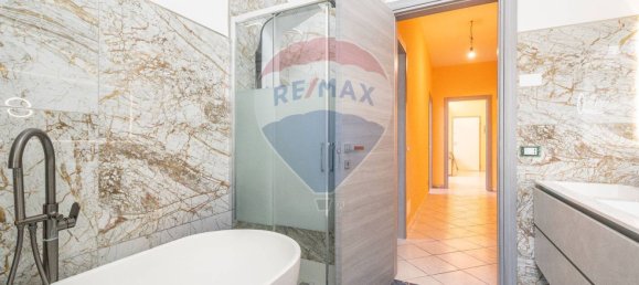 Apartamento de 2 dormitorios en Casaloldo, Italy No. 352711 32