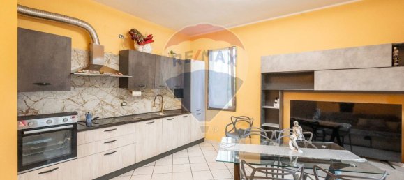 Apartamento de 2 dormitorios en Casaloldo, Italy No. 352711 47
