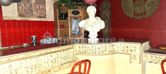 Коммерческая недвижимость с 4 комнатами в Альбино, Италия № 377131 8