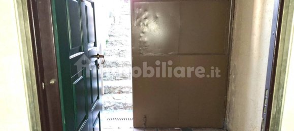 Коммерческая недвижимость с 4 комнатами в Альбино, Италия № 377131 14