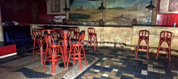 Коммерческая недвижимость с 4 комнатами в Альбино, Италия № 377131 18