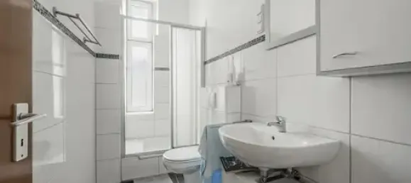 5 chambres Bâtiment à Neuss, Germany No. 359411 14