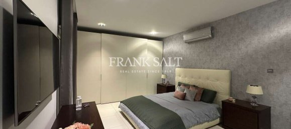 3 chambres Maison à Fgura, Malta No. 8232 14