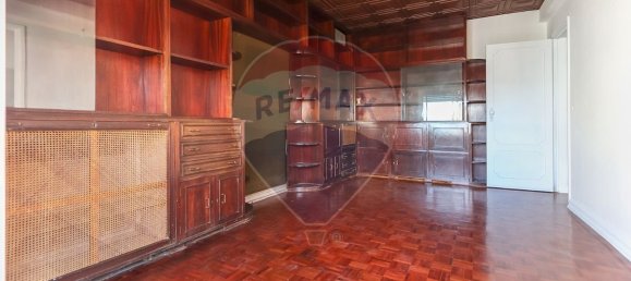 8 bedrooms Apartment in Lisbon, Portugal No. 80996 31