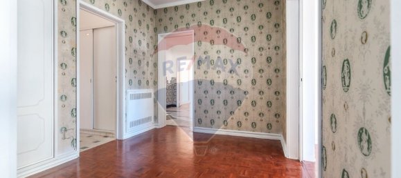 8 bedrooms Apartment in Lisbon, Portugal No. 80996 32