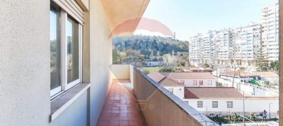 8 bedrooms Apartment in Lisbon, Portugal No. 80996 27