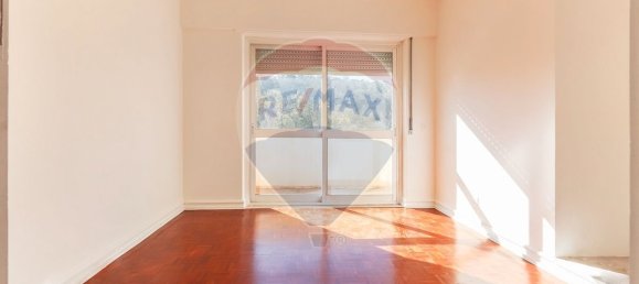 8 bedrooms Apartment in Lisbon, Portugal No. 80996 13