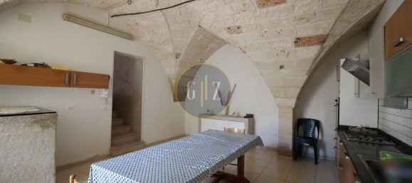 5 rooms House in Martano, Italy No. 274101 2