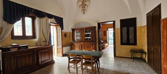 5 rooms House in Martano, Italy No. 274101 34