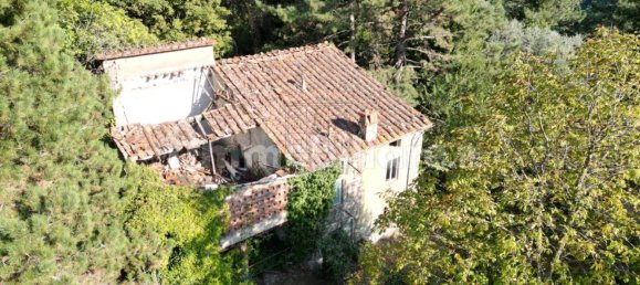 5 rooms House in Lucca, Italy No. 103475 9