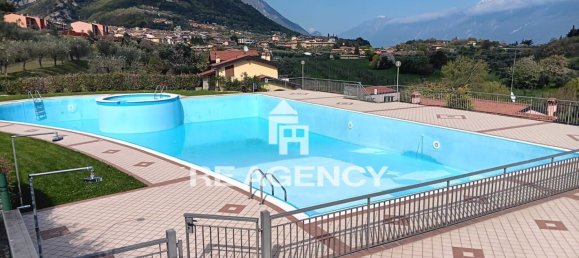 2 rooms Apartment in Toscolano Maderno, Italy No. 290820 4