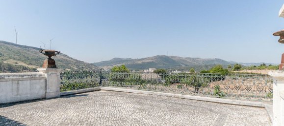 4 bedrooms Castles in Bucelas, Portugal No. 46841 30