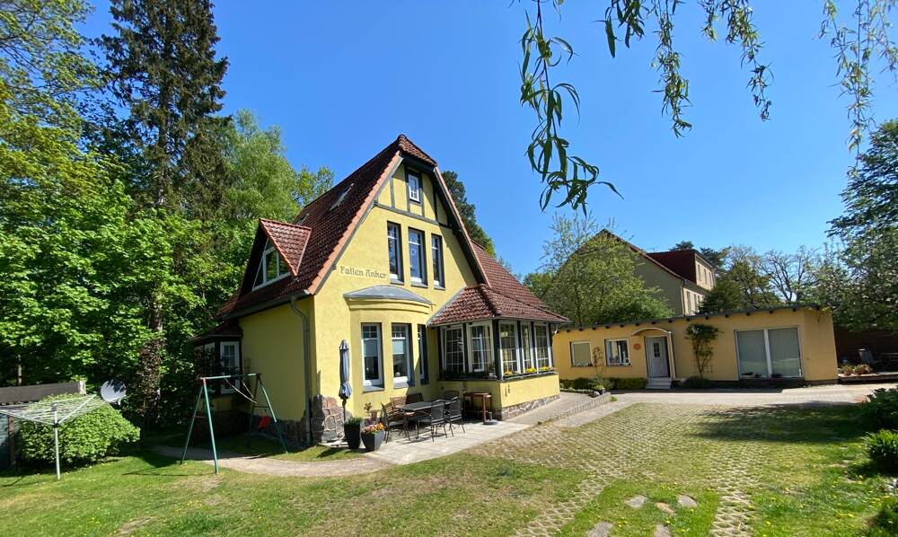 Вилла с 6 комнатами в Мекленбургское Поозёрье, Германия № 174677