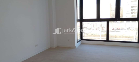 2 bedrooms Penthouse in Valencia, Spain No. 19617 2