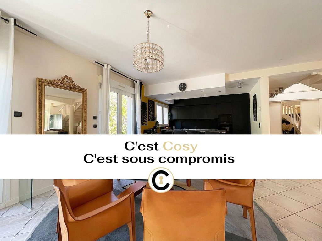 5 bedrooms House in Taissy, France No. 271403