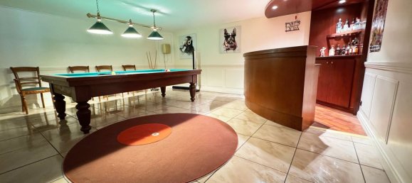 5 bedrooms House in Taissy, France No. 271403 18