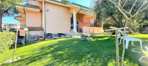 Villa de 5 divisões em Guidonia Montecelio, Italy N.º 33032 3