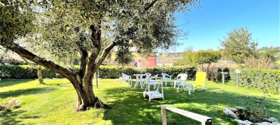 Villa de 5 divisões em Guidonia Montecelio, Italy N.º 33032 4