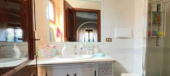 Villa de 5 divisões em Guidonia Montecelio, Italy N.º 33032 24