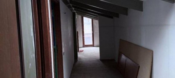 6 rooms Apartment in Traversetolo, Italy No. 41974 32