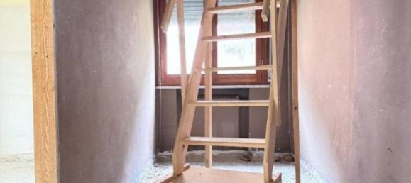 6 rooms Apartment in Traversetolo, Italy No. 41974 11