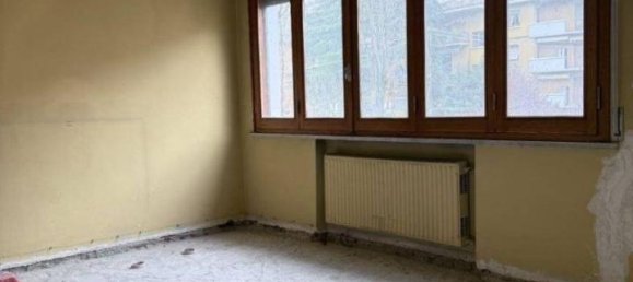 6 rooms Apartment in Traversetolo, Italy No. 41974 6