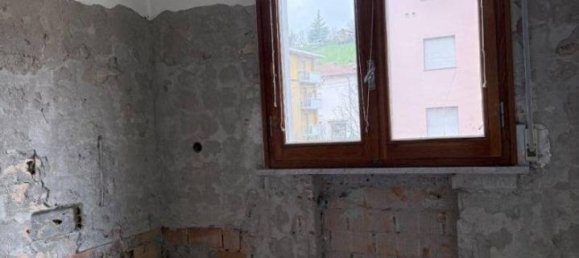 6 rooms Apartment in Traversetolo, Italy No. 41974 13