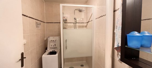 2 bedrooms Apartment in Aubergenville, France No. 182974 10