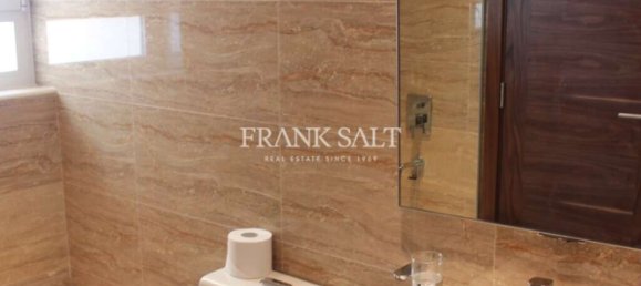 2 bedrooms Apartment in Sliema, Malta No. 8752 4