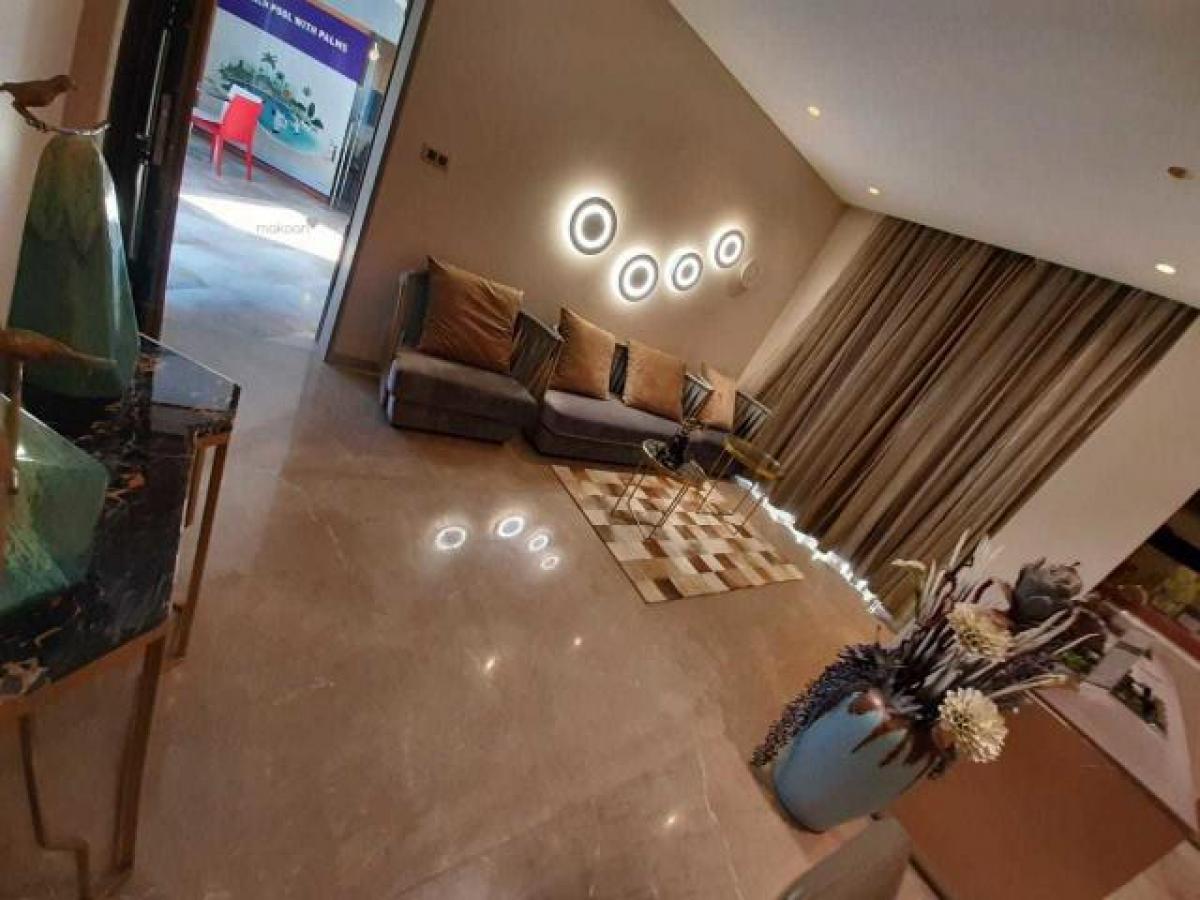 2 bedrooms House in Mumbai, India No. 23531