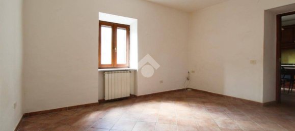 2 Schlafzimmer Wohnung in Villa San Giovanni in Tuscia, Italy, Nr. 141468 9