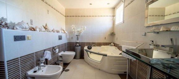 3 bedrooms Penthouse in Fuengirola, Spain No. 40277 18